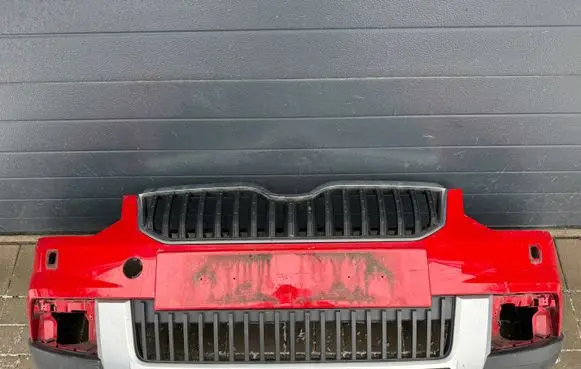 Skoda Yeti (5L) Front bumper 5L0807221F