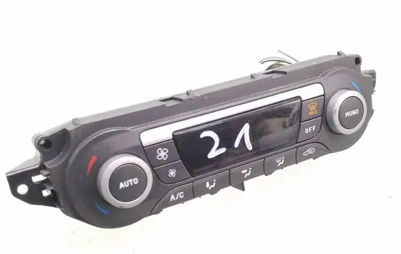 Ford Focus Climate control unit 7M5T18C612AC W7FA08790