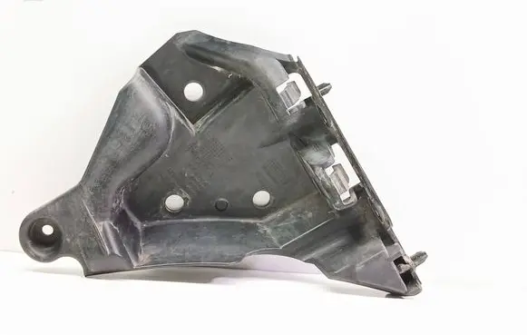 Volvo XC60 Front bumper mounting bracket 30764618