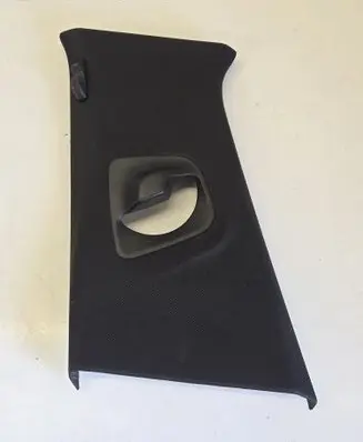 BMW 5 G30 G31 G38 Seat belt trim 7384527