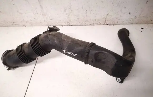 Jaguar XJ X351 Intercooler hose/pipe 9X239689AD
