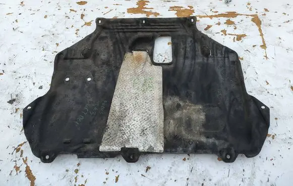 Ford Focus Engine splash shield/under tray 