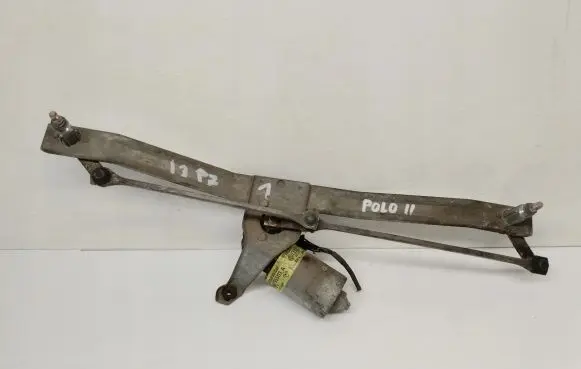 Volkswagen Polo III 6N 6N2 6NF Front wiper linkage and motor 867955113A