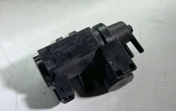 BMW 5 F10 F11 Turbo solenoid valve 7626351
