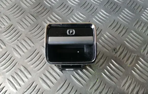 Mercedes-Benz S W222 Hand parking brake switch 2215401445