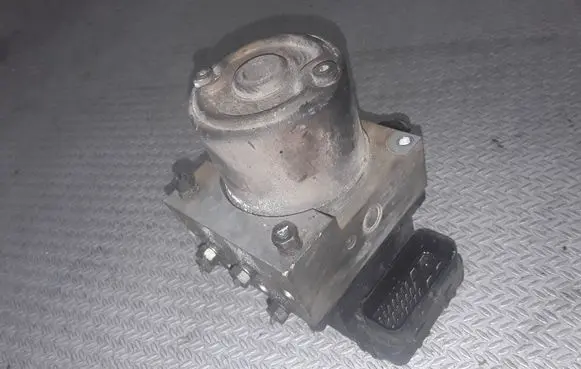 Mazda Premacy ABS Pump CB77437AZ 04400132