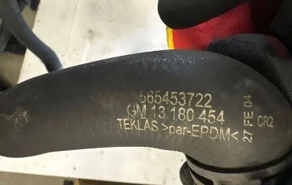 Opel Astra H Engine coolant pipe/hose 13180454 56545372 PA66GF30