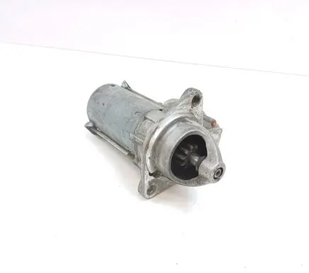 Ford Focus Starter motor 8V2111000BD 31285782