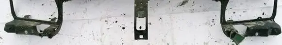 Renault Laguna I Radiator support slam panel