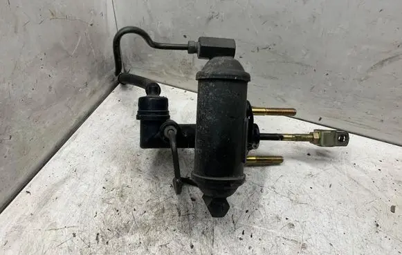 KIA Sorento Clutch master cylinder 1158