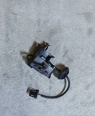 Volkswagen Golf Cross Central locking motor 5C6810773H 210117151715