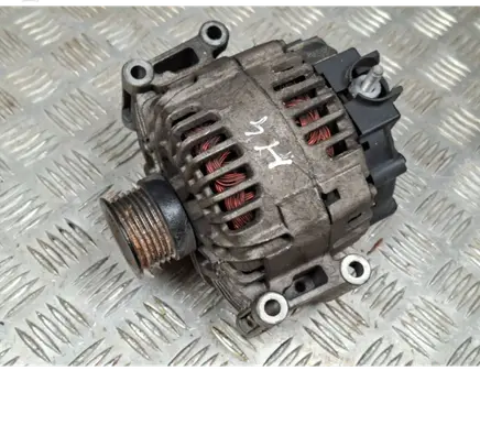 Mercedes-Benz C W204 Generator/alternator A0009060401 TG15C182