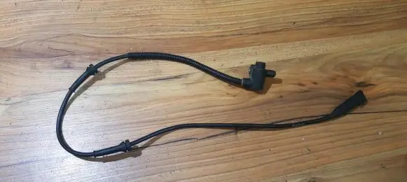 Ford Mondeo MK I ABS brake wheel speed sensor