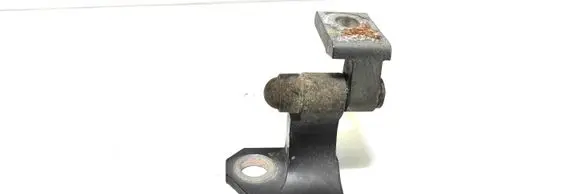 Volkswagen PASSAT B6 Front door upper hinge
