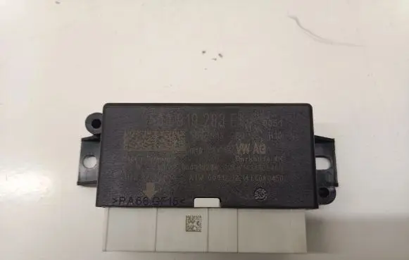 Audi A3 S3 8V Parking PDC control unit/module 5Q0919283E