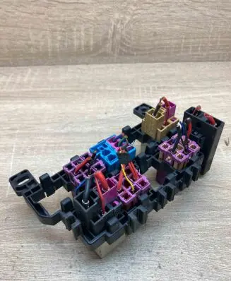 Audi A6 S6 C6 4F Other relay 4F0937503 8A0937530 370