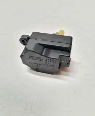 Volvo XC70 Air flap motor/actuator 19E616 070807 PL1607526