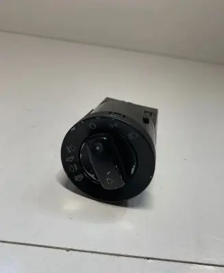 Light switch
