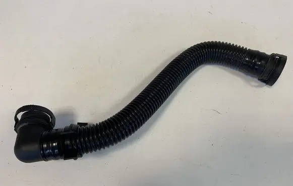 Audi Q7 4L Breather hose/pipe 7L0131625D 7L0131625F 7L0131625
