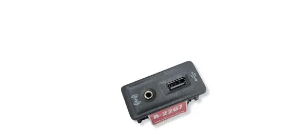 Volkswagen PASSAT B8 USB socket connector 5G0035222