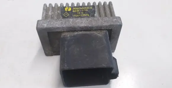 Renault Laguna II Glow plug pre-heat relay 7700115078