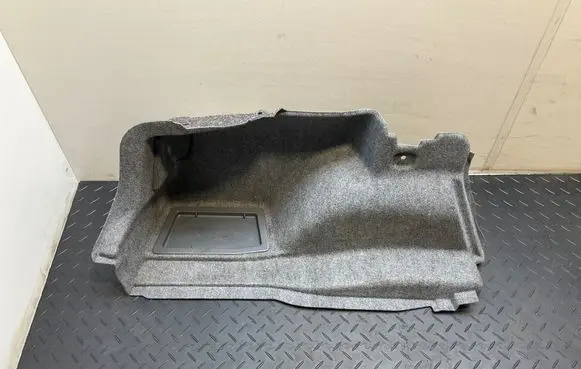 BMW 3 E90 E91 Trunk/boot side trim panel 7265829 7139049 15400810