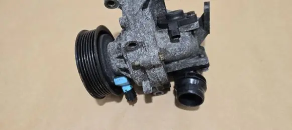 Opel Astra K Water pump 4122630