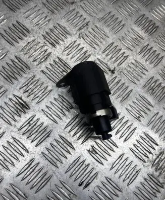 Audi A8 S8 D3 4E Turbo solenoid valve 057906636A GERMANV 50065900