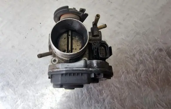 Audi A3 S3 8L Throttle valve 06A133064M