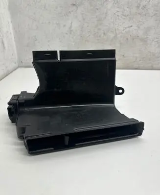 Audi Q7 4L Cabin air duct channel 7L0820352B