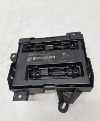 Audi A4 S4 B8 8K Comfort/convenience module 8K0907064DP 8K0907461A 5DK00991884