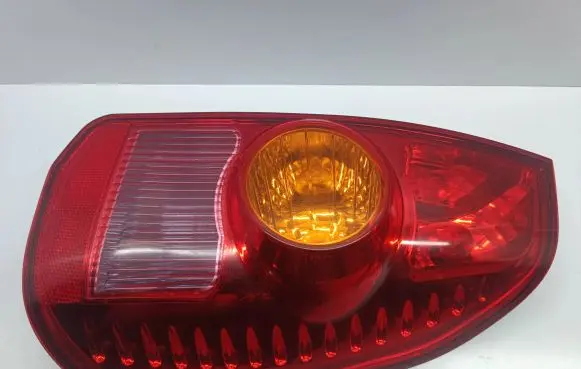 Mitsubishi Space Star Rear/tail lights MR913174