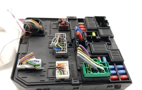Nissan Qashqai BSM Control unit 284B75NA0A