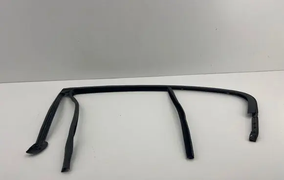 BMW 5 G30 G31 G38 Rear door glass trim molding 7390125 51357390135