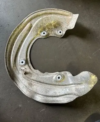 BMW X3 G01 Front brake disc dust cover plate 