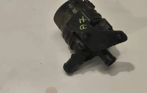 Audi A7 S7 4G Electric auxiliary coolant/water pump 8K0965587 105SN00968
