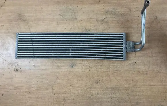 BMW 5 GT F07 Power steering radiator 758384301