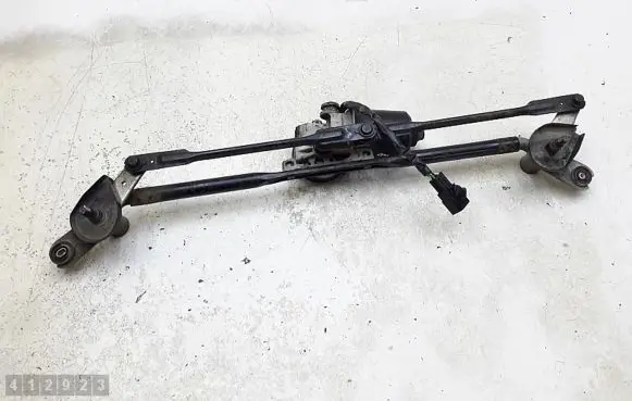 KIA Soul Front wiper linkage 981102k900