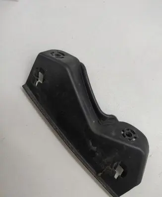 Volkswagen PASSAT B6 Front bumper mounting bracket 3C0807505