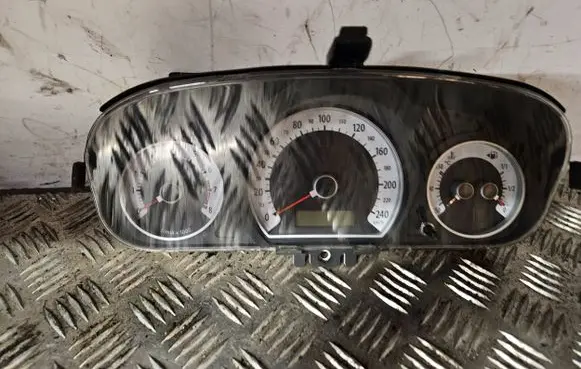 KIA Ceed Speedometer (instrument cluster) 940031H010