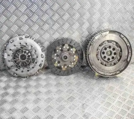 Nissan X-Trail T32 Clutch set kit 302056476R 301015094R