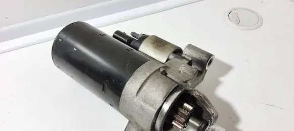 Audi A4 S4 B8 8K Starter motor 059911021D 20090609 0001109361