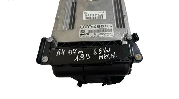 Audi A4 S4 B7 8E 8H Engine control unit/module 03G906016GD 1039S18148 0281012546