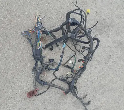 Toyota Corolla E120 E130 Engine installation wiring loom 8212112A50 0406L0076