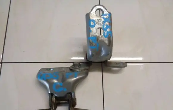 Hyundai ix35 Rear door hinge set 