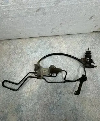 Subaru Impreza II Clutch slave cylinder 30620AA140 30620AA141 30620AA142
