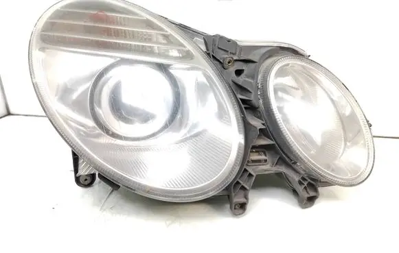 Mercedes-Benz E W211 Headlight/headlamp A2118709026 A2118709126 5DC00906000
