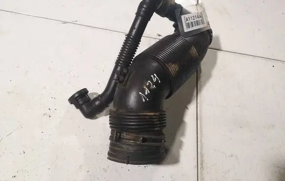 Skoda Fabia Mk2 (5J) Air intake hose/pipe 6Q0129654AB
