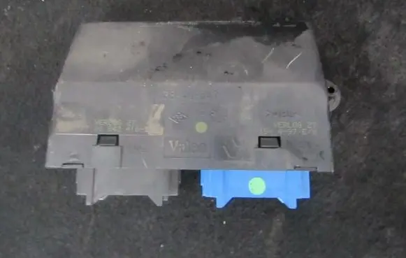 Renault Trafic I Comfort/convenience module 73846847 738-46-847