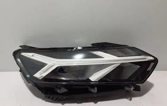 Dacia Sandero III Headlight/headlamp 260107920R